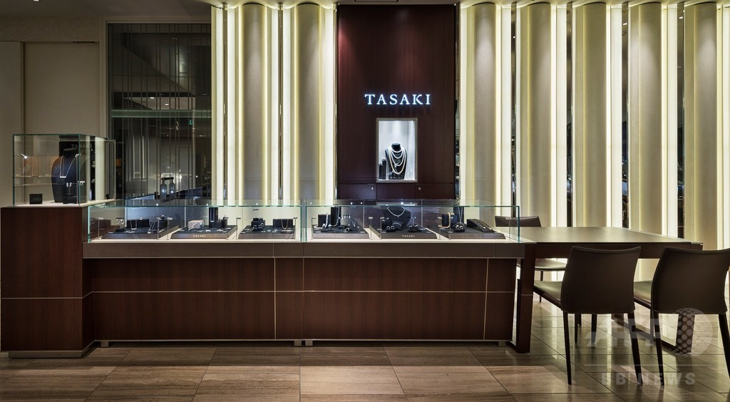 「TASAKI銀座三越店」オープン、先行発売アイテムも登場