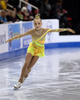13-14フィギュアスケートGPシリーズ開幕戦スケート・アメリカ（Skate America 2013）、女子シングル・ショートプログラム（SP）。演技に臨むエレーナ・ラディオノワ（Elena Radionova、2013年10月19日撮影）。(c)AFP/Getty Images/Dave Reginek