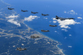 朝鮮半島上空で韓国軍機と任務を行う米空軍機と米海兵隊機。米陸軍提供（2017年9月18日撮影、同月23日提供）。(c)AFP/US ARMY/STEVEN SCHNEIDER