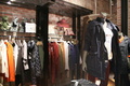 11月30日まで東京・原宿にある「ザ・シェルター トーキョー（The SHEL&apos; TTER TOKYO）」で開催された「G-STAR RAW×GIRLS’ GENERATION」ポップアップショップの内観（2012年11月30日撮影）。(c)MODE PRESS