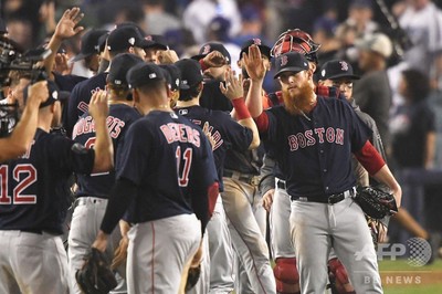 レッドソックスがWS制覇に王手、終盤の攻勢で一気に逆転 写真10枚 国際