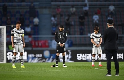 故・柳氏にささぐ5発 韓国大勝で首位快走 W杯アジア2次予選