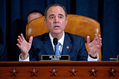 トランプ氏の振る舞い、ニクソン氏の行為よりはるかにひどい 弾劾調査