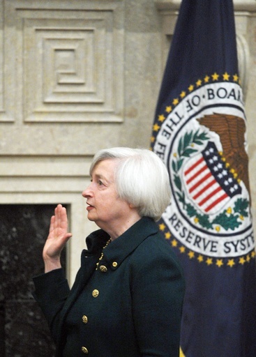 イエレンFRB新議長が就任宣誓