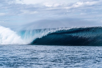国際サーフィン連盟、パリ五輪での遠隔採点提案 タワー建設問題で