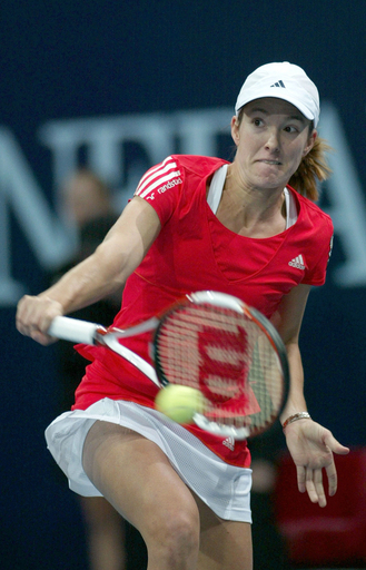 エナン ラドワンスカ降し準決勝へ