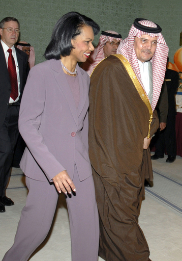 サウジ外相、ライス長官と会談 対イラク米新政策を「条件つき」で支持 - サウジアラビア