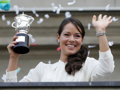 全仏テニスを制したイワノビッチが凱旋