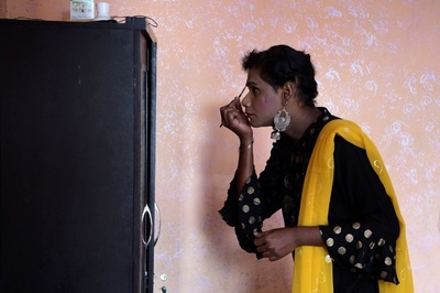 国籍喪失に怯えるインドのトランスジェンダー 「不法移民対策」が脅威に