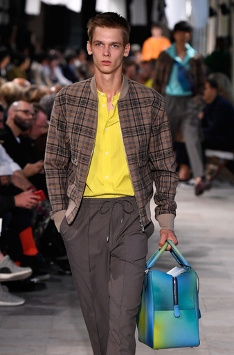 「エルメス」19年春夏メンズ