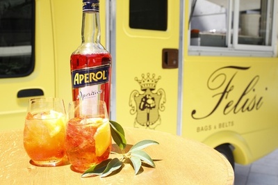 ジェラート＆カクテル楽しむ「ジェラテリア・バール」が「フェリージ」店頭にオープン