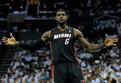 ジェームズの30得点でヒートが3連勝