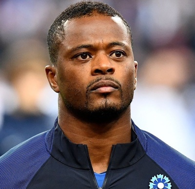 エヴラ氏、10代の頃に性的虐待被害 サッカー元フランス代表