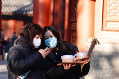 お寺巡りが中国の若者のストレス発散に