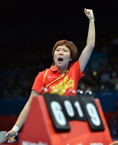 日本は決勝で中国と対戦、卓球女子団体