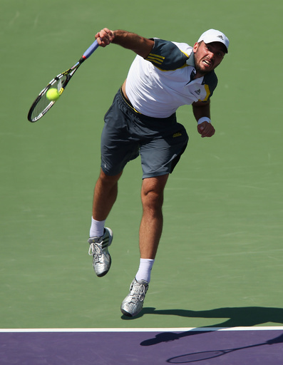 ツォンガがストレート勝利で3回戦進出、ソニー・エリクソン・オープン