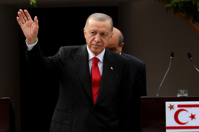 スウェーデンのNATO7月加盟、エルドアン氏は否定的