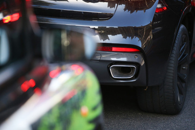 仏英韓の3都市、高公害車種特定へ 根絶への取り組み