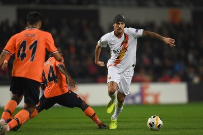 ELの試合中にコイン投げ事件、ローマMFの頭部に直撃