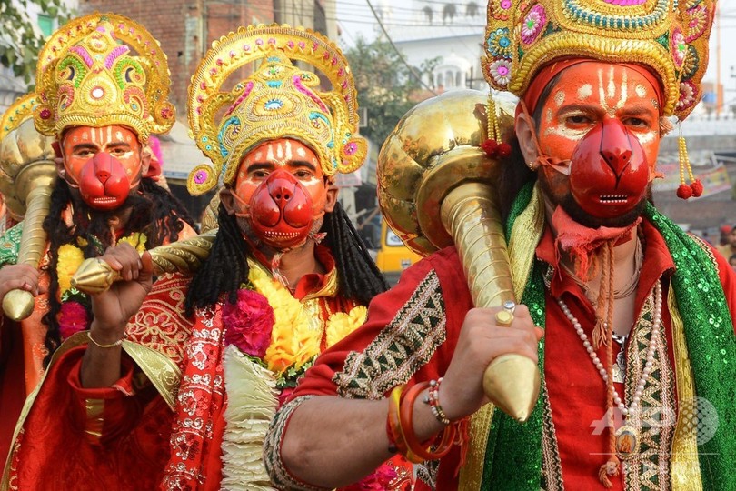 ヒンズー教の祭り ナブラトリ 9夜にわたり盛大に インド 写真24枚 国際ニュース Afpbb News