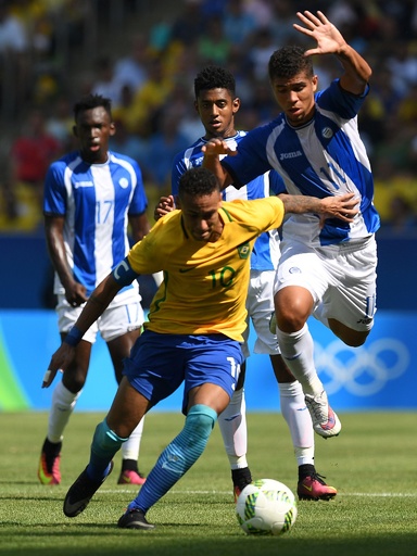 ネイマールを 怪物 と指揮官が称賛 ブラジルが金メダルに王手 写真10枚 国際ニュース Afpbb News