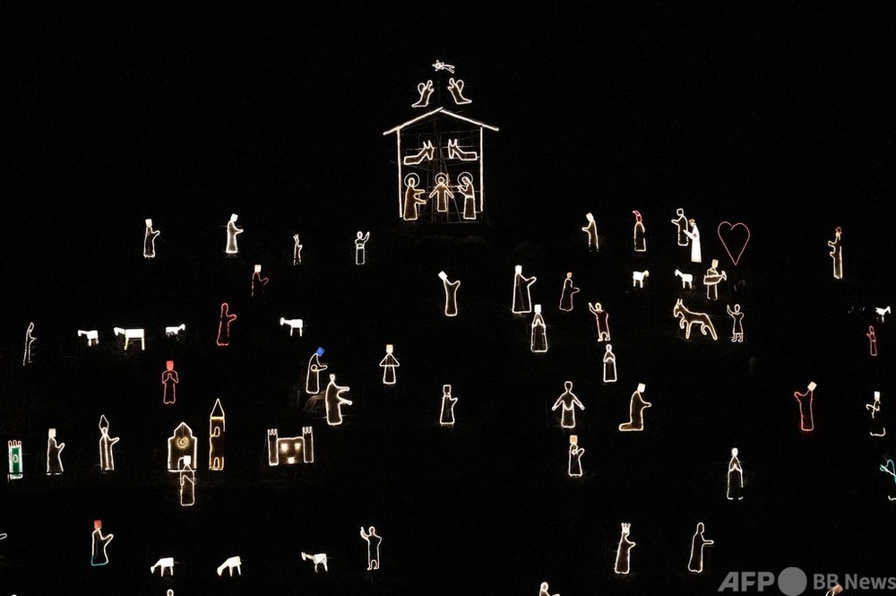 クリスマス・キリスト生誕・ライト・年中飾ってキレイ・運気の下がる暗い玄関に灯りを クリスマス・キリスト生誕・ライト・年中飾ってキレイ・運気の下がる