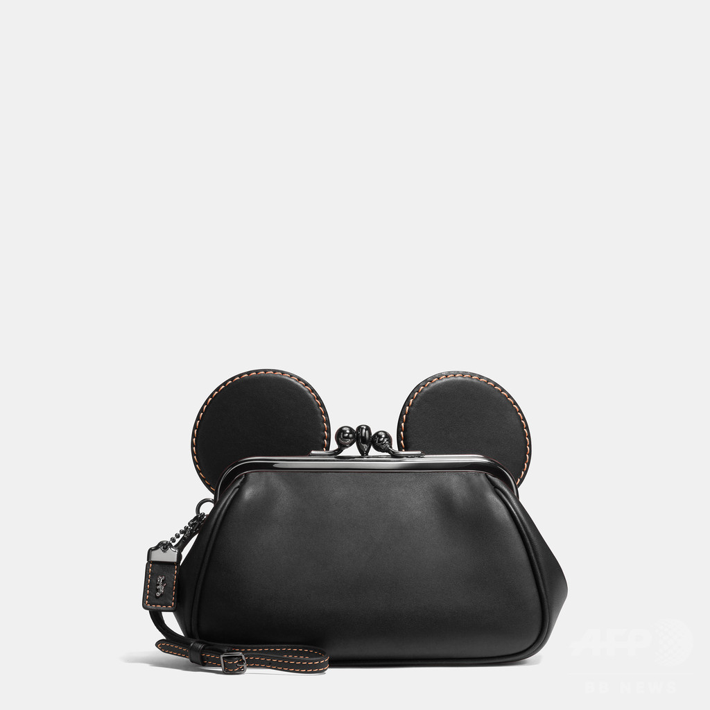 「ディズニー × コーチ」ミッキーのコレクション発売