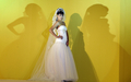 インドネシアのジャカルタ（Jakarta）で開催された08年度グランド・ウエディング・エキスポ（ Grand Wedding Expo）で披露されたファッションショー（2008年6月20日撮影）。(c)AFP/
Jewel SAMAD