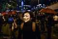 中国・香港で、マスクをつけてデモに参加する人（2019年9月28日撮影）。(c)Mohd RASFAN / AFP