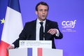 仏パリで開催された在仏アルメニア人コミュニティー主催の夕食会で、演説するエマニュエル・マクロン大統領（2019年2月5日撮影）。(c)LUDOVIC MARIN / POOL / AFP