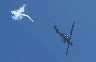 イスラエル軍の攻撃で子ども4人含む6人死亡、食糧配給は再開へ ガザ地区