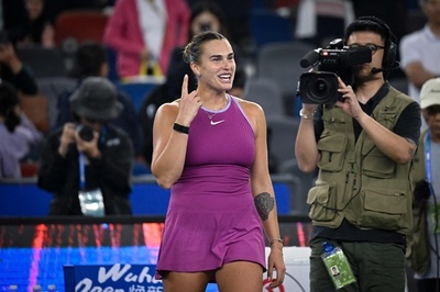 サバレンカが世界1位返り咲き シフィオンテク抜く