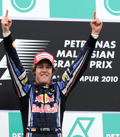 ベッテル シーズン初優勝 レッドブルがワンツー、マレーシアGP