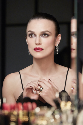 「シャネル」女優キーラを迎えたビューティトーク公開