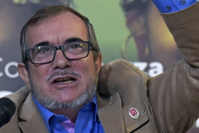 FARCがコロンビア大統領選から撤退 党首の心臓発作で