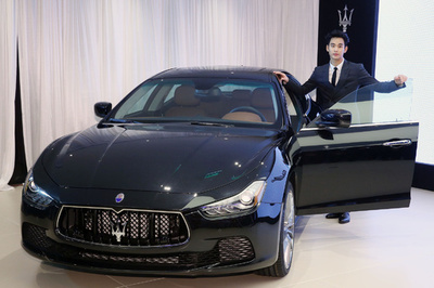 ソウルでマセラティ新車発表会、イメキャラのキム・スヒョン登場