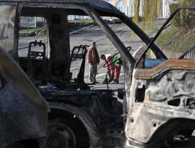 コソボ裁判所占拠事件、負傷のウクライナ人警官死亡