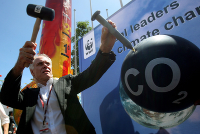 COP13、各国間の溝は埋まらず会期延長へ