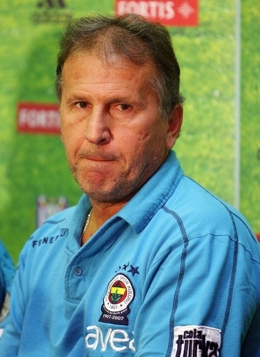 ジーコ氏 ブニョドコルの新監督就任へ