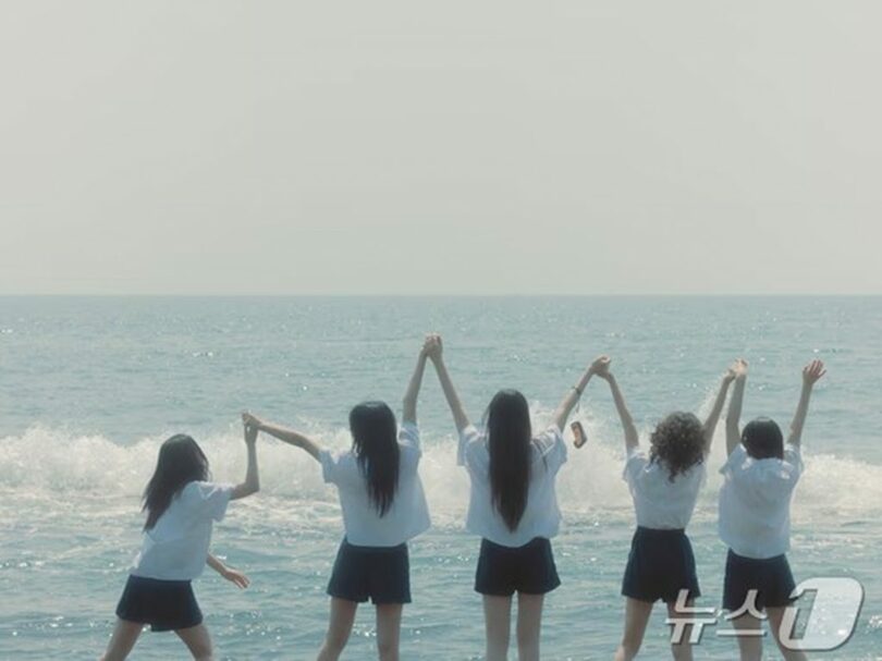 「ニュージーンズ」のバブルガムミュージックビデオのワンシーン＝済州映像・文化産業振興院提供(c)news1