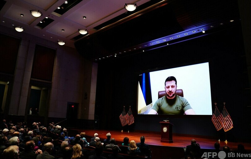ウクライナ大統領、米議会で演説 真珠湾攻撃にも言及