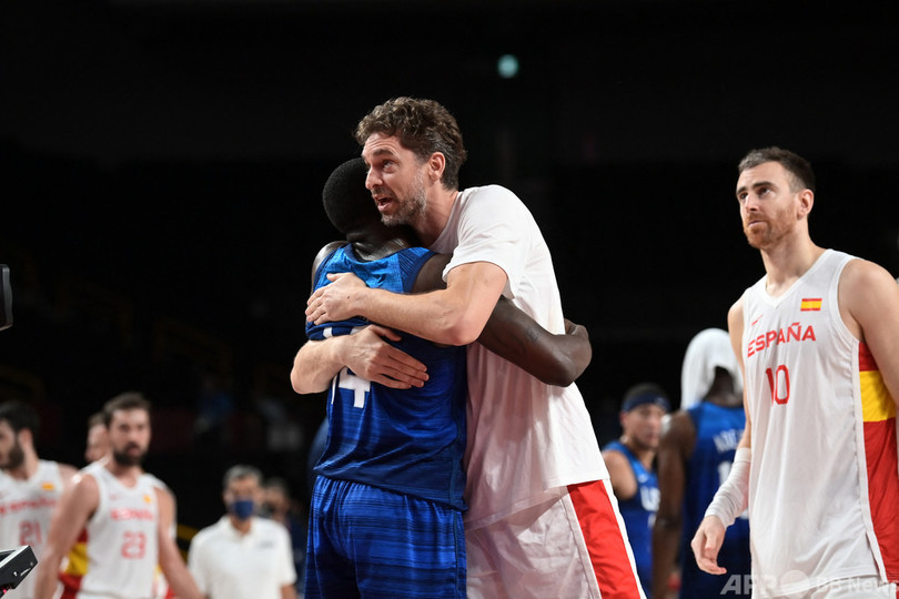 米がスペイン下し準決勝へ 初出場スロベニアも4強 バスケ男子