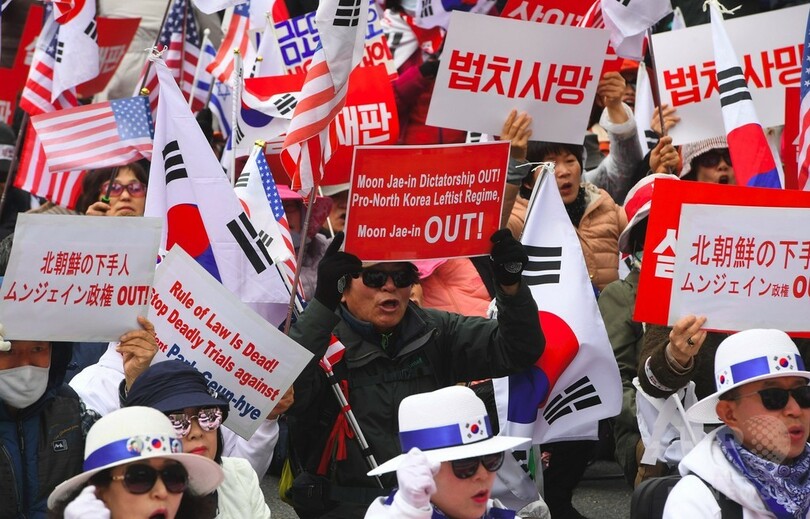 朴前大統領に懲役24年 収賄などで有罪判決