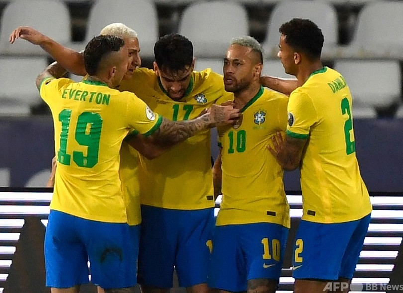ブラジルがペルー下しコパ アメリカ決勝進出 パケタ決勝点 写真11枚 国際ニュース Afpbb News