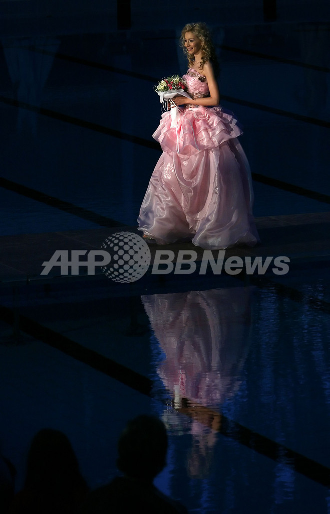 ブルガリア人デザイナー 、アルヤ・ミルシュヴァが新作コレクションを発表 - ブルガリア