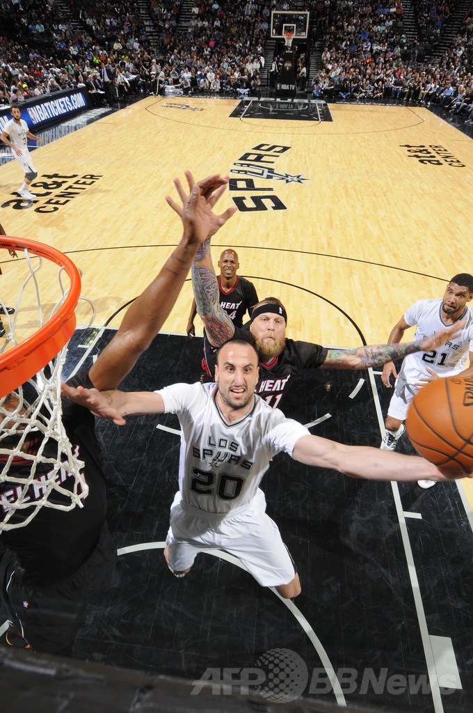 スパーズがヒートに大勝、ファイナルの雪辱を果たす