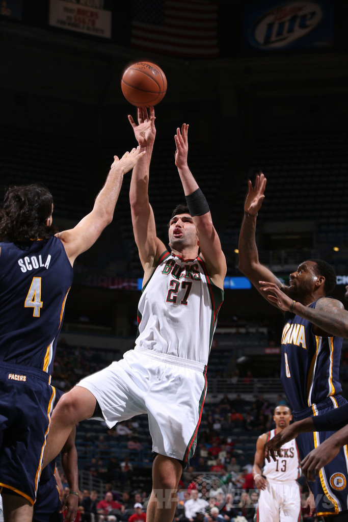 ペイサーズ、主力メンバー全員休養もバックスに勝利