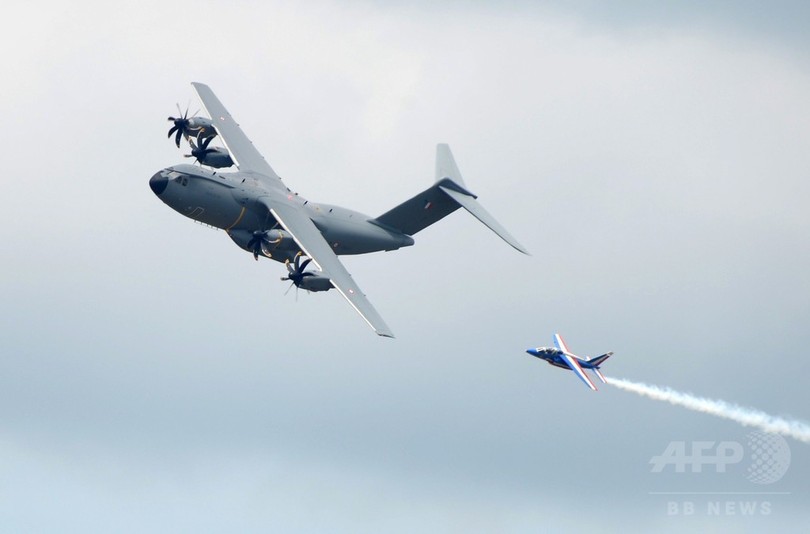 先月墜落したa400m輸送機 パリ航空ショーでデモ飛行へ 写真12枚 国際ニュース Afpbb News