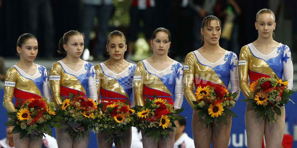 米国 世界体操女子団体で優勝を飾る 写真9枚 国際ニュース：AFPBB News