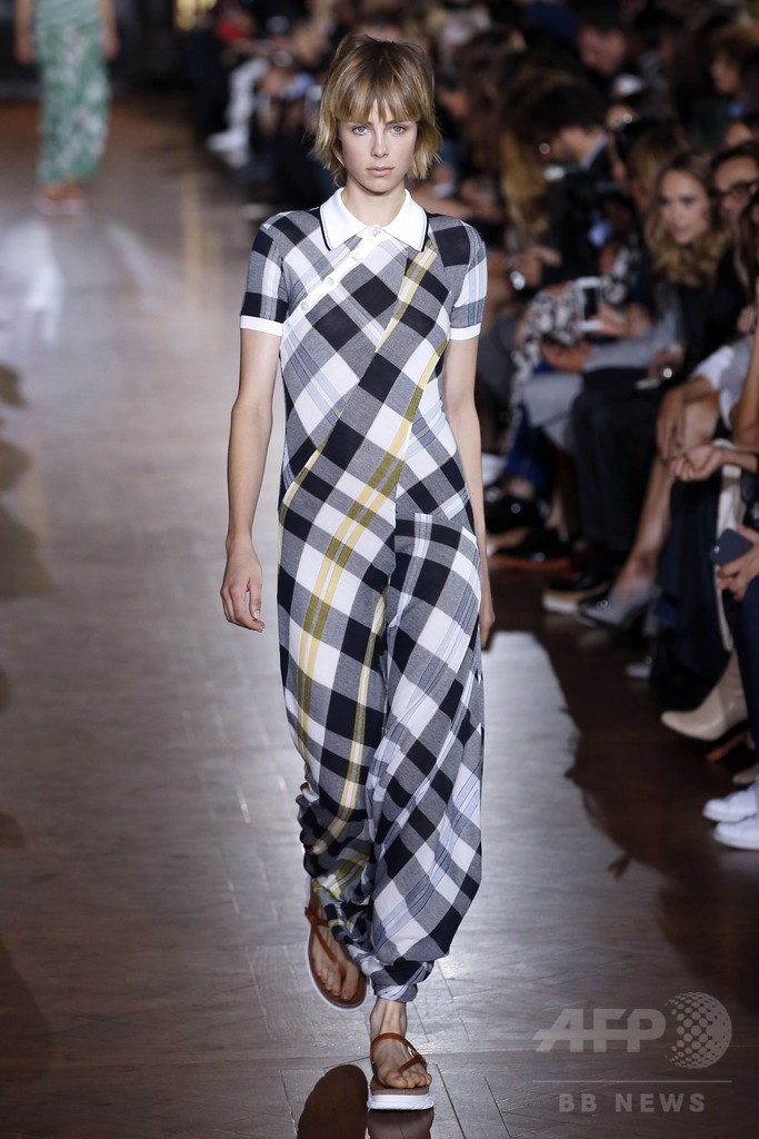 「ステラ マッカートニー」16年春夏コレクション